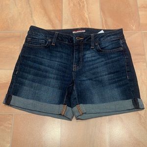Tommy Hilfiger Women's Dark Blue Wash Denim Jean Cuffed Shorts